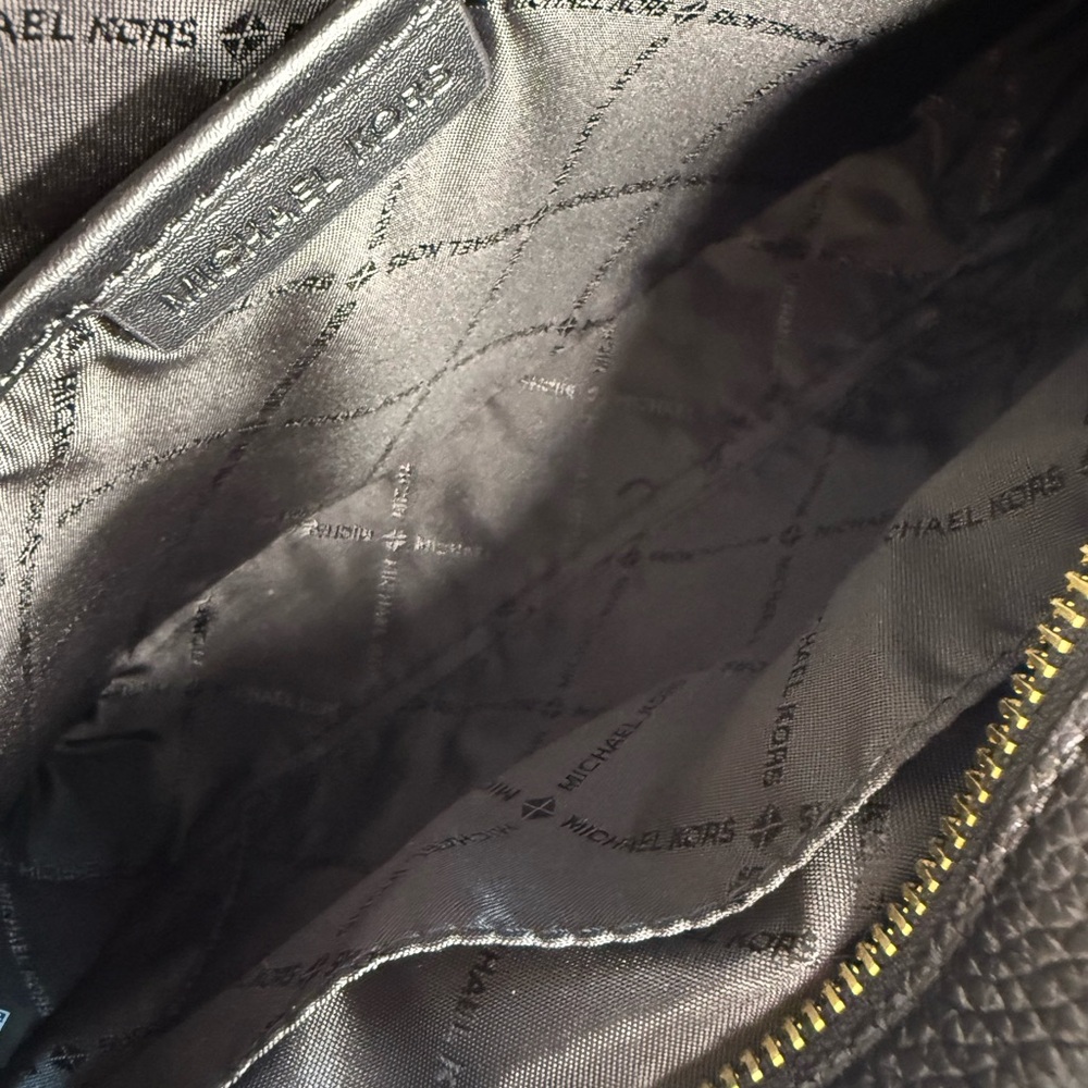3pcs MICHAEL KORS EW Chain Crossbody Bag, Large Reed Card Holder & Dust Bag NWT - Picture 8 of 14